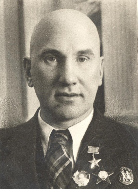 Герой Социалистического Труда Александр Александрович Микулин